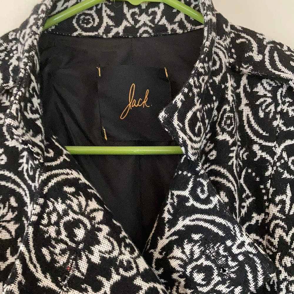 Coat - Picture 2 of 5